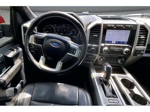 Used 2020 Ford F150 Lariat w/ Equipment Group 502A Luxury AWD/4WD image 8