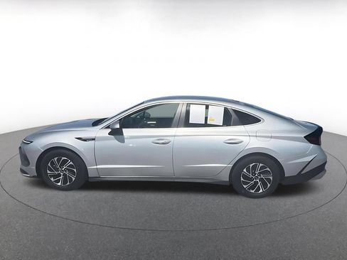 Used 2026 Hyundai Sonata Blue FWD image 8