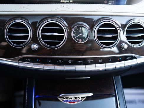 Used 2018 Mercedes-Benz S 560 4MATIC Sedan image 32