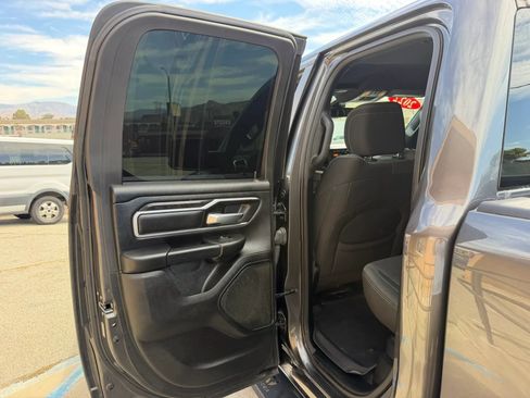 Used 2022 RAM 1500 Big Horn w/ Night Edition RWD image 16