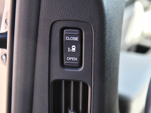 Used 2023 Honda Odyssey EX-L image 42