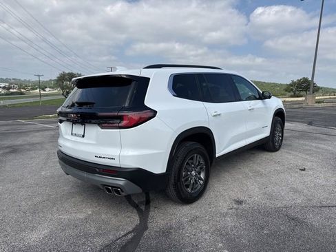 Certified 2025 GMC Acadia Elevation FWD image 13