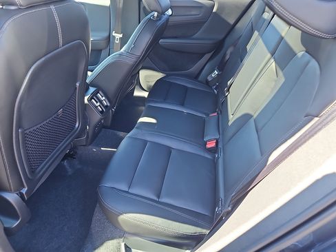 New 2026 Volvo XC40 B5 Core w/ Protection Package Premier image 20