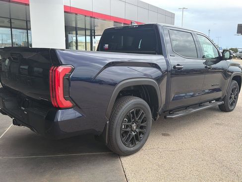 New 2026 Toyota Tundra Limited AWD/4WD image 7