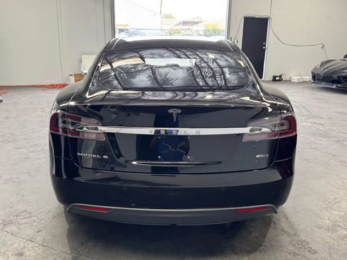 Used 2015 Tesla Model S 85D image 3