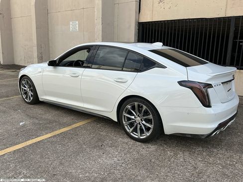 Used 2023 Cadillac CT5 V w/ Premium Package RWD image 4