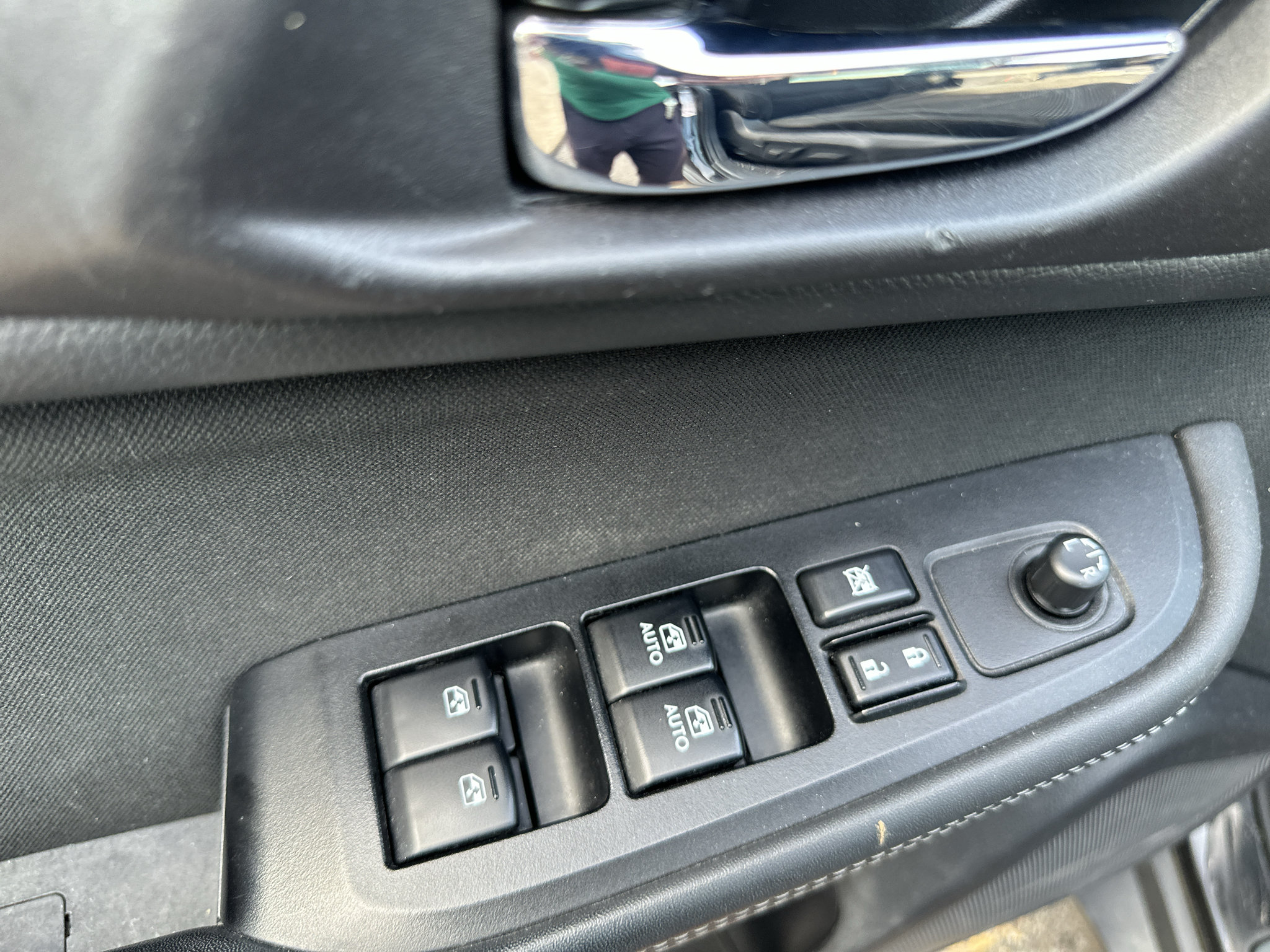 Used 2018 Subaru Outback 2.5i Premium AWD/4WD image 19