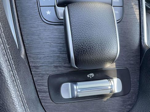 Used 2021 Mercedes-Benz GLS 450 4MATIC image 45