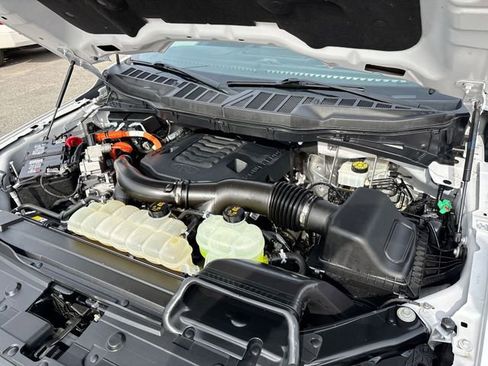 Used 2022 Ford F150 XLT w/ Equipment Group 302A High image 10