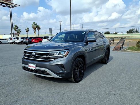 Used 2023 Volkswagen Atlas Cross Sport SE image 4