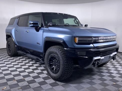 Certified 2024 GMC Hummer EV 3X w/ Omega Edition AWD/4WD image 37