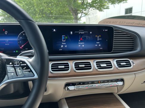 Certified 2026 Mercedes-Benz GLE 350 4MATIC image 31