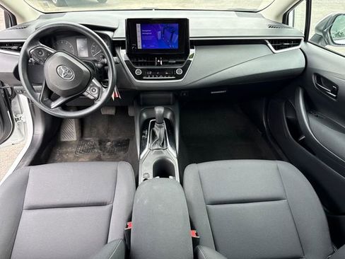 Used 2024 Toyota Corolla LE FWD image 12