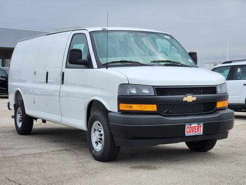 New 2026 Chevrolet Express 2500 Extended w/ Driver Convenience Package RWD image 2