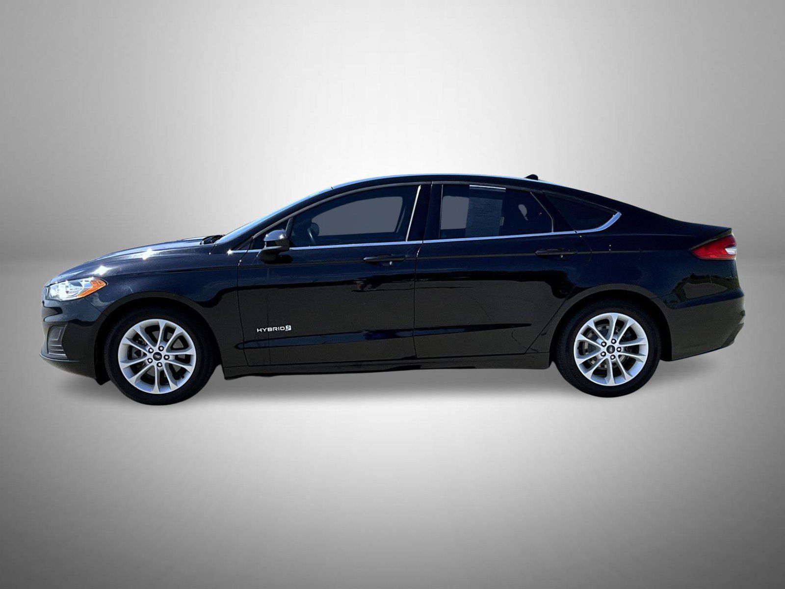 Used 2019 Ford Fusion SE FWD image 8