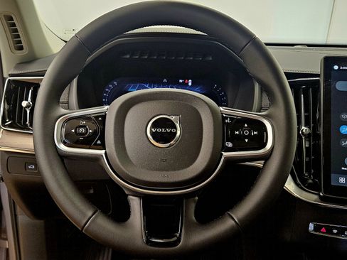 New 2026 Volvo XC90 B5 Plus w/ Protection Package AWD/4WD image 43