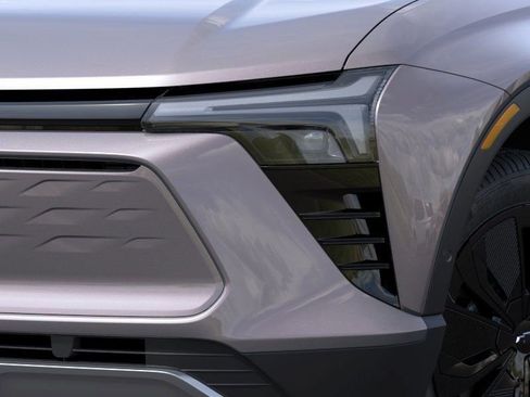 New 2026 Chevrolet Blazer EV LT image 11