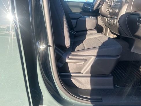 New 2026 Chevrolet Silverado 1500 Custom Trail Boss w/ Turbomax Blackout Package image 32