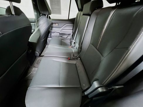Certified 2025 Toyota 4Runner Limited AWD/4WD image 22