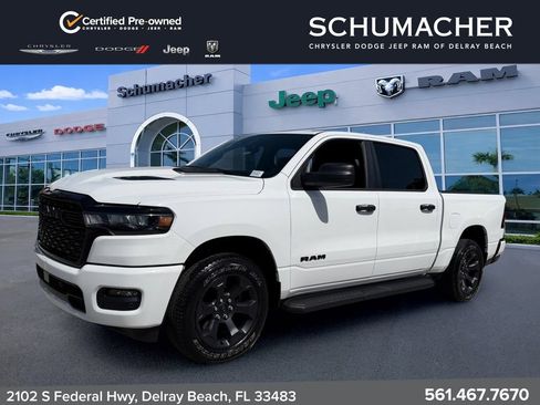 Used 2026 RAM 1500 Express AWD/4WD image 3