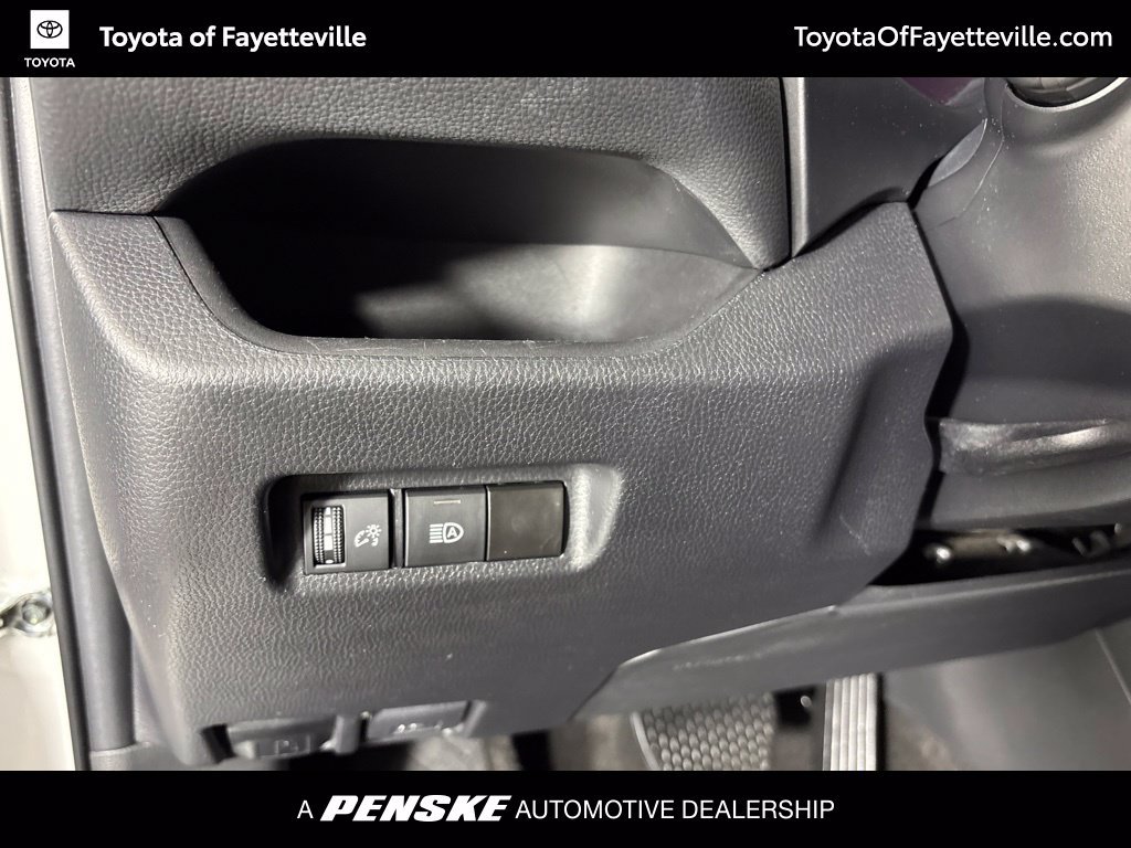 Used 2023 Toyota RAV4 XLE FWD image 32