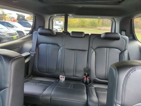 New 2025 Jeep Wagoneer Series II w/ Convenience Group I image 25