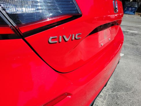 Used 2022 Honda Civic Sport image 7
