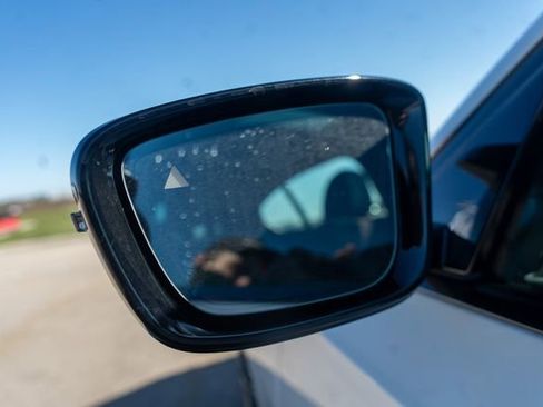 Used 2024 BMW M340i xDrive M340i xDrive w/ Premium Package image 18