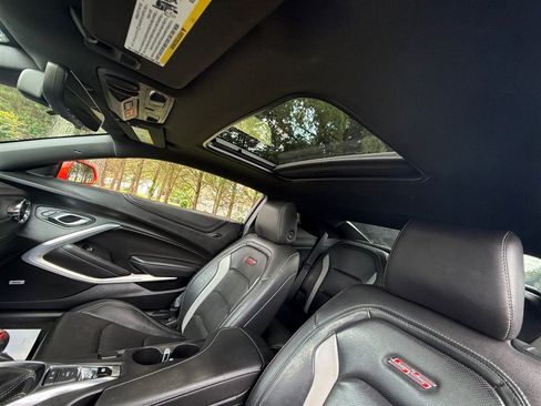 Used 2019 Chevrolet Camaro SS RWD image 54