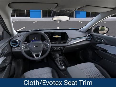 New 2026 Chevrolet Trax LT w/ Driver Confidence Package FWD image 17