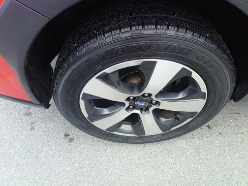 Used 2017 Subaru Crosstrek 2.0i Premium w/ Special Edition image 9