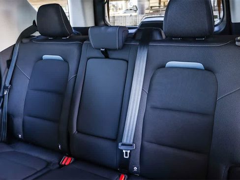 Used 2024 Ford Bronco Sport Badlands image 19