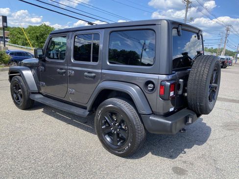 Used 2022 Jeep Wrangler Unlimited Sport AWD/4WD image 6