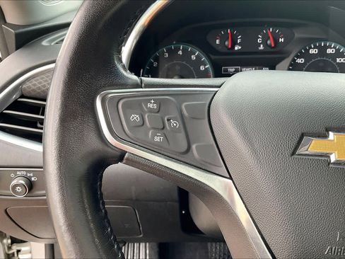 Used 2021 Chevrolet Malibu LT w/ Redline Edition FWD image 21
