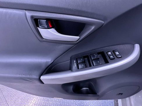 Used 2010 Toyota Prius Five image 12