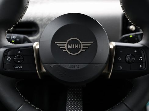 New 2026 MINI Cooper 2-Door Hardtop image 29