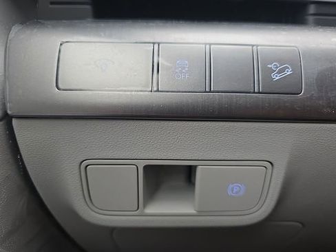 New 2026 Hyundai Kona SEL Premium image 36