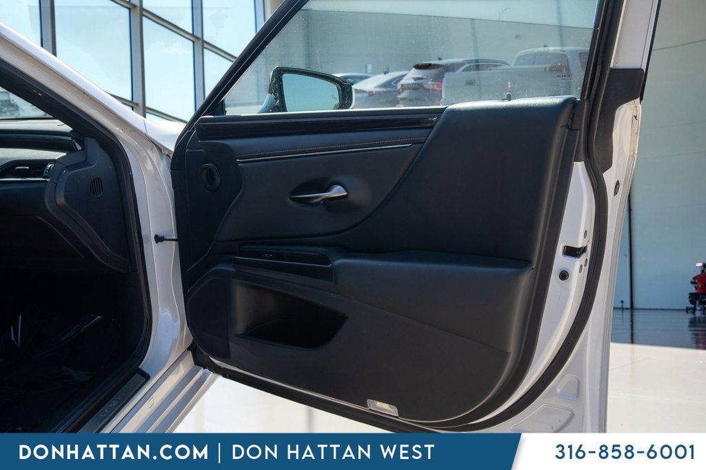 Used 2019 Lexus ES 350 w/ Premium Package FWD image 28