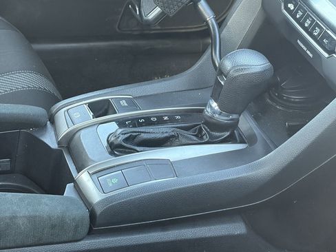 Used 2019 Honda Civic LX image 7