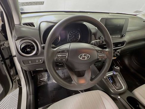 Used 2023 Hyundai Kona SEL image 11