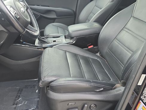 Used 2017 Kia Sorento SX FWD image 13