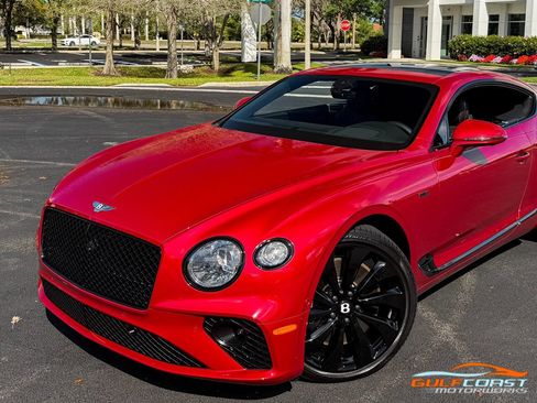 Used 2024 Bentley Continental GT V8 image 9