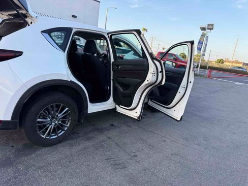 Used 2020 MAZDA CX-5 Sport FWD image 30