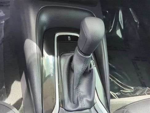 Certified 2025 Toyota Corolla LE FWD image 25