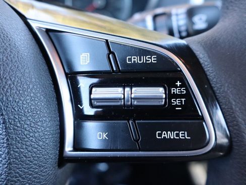 Used 2020 Kia Optima LX image 30