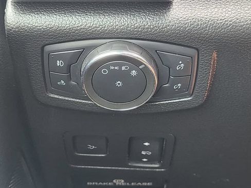 Used 2021 Ford F250 Platinum w/ Tremor Off-Road Package AWD/4WD image 23