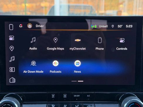 Used 2024 Chevrolet Colorado Trail Boss w/ Advanced Trailering Package image 32