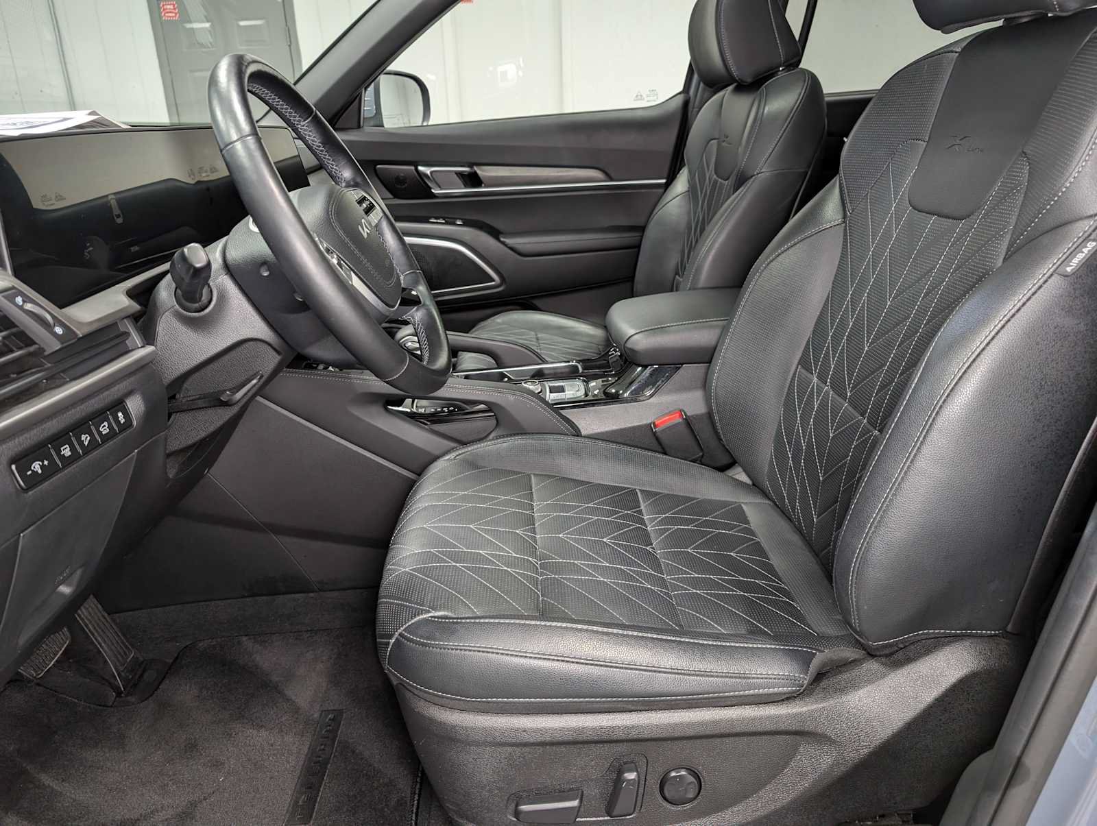 Used 2023 Kia Telluride EX X-Line AWD/4WD image 4
