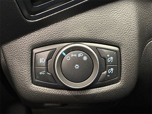 Used 2019 Ford Escape SEL image 22