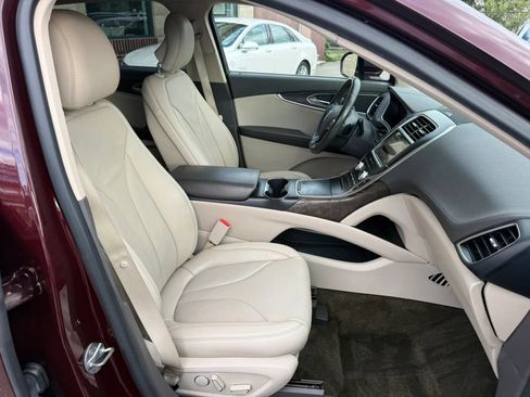 Used 2017 Lincoln MKX Reserve w/ Lincoln MKX Climate Package AWD/4WD image 36